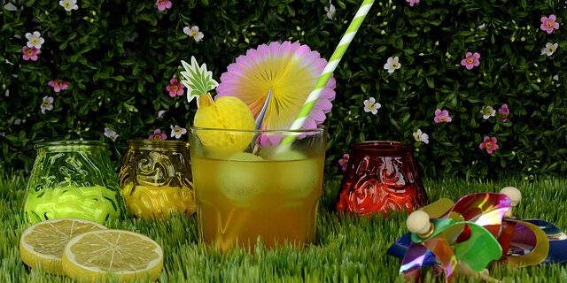 garden-party-1499061_640 Top Summer Party Ideas and themes for summer fun